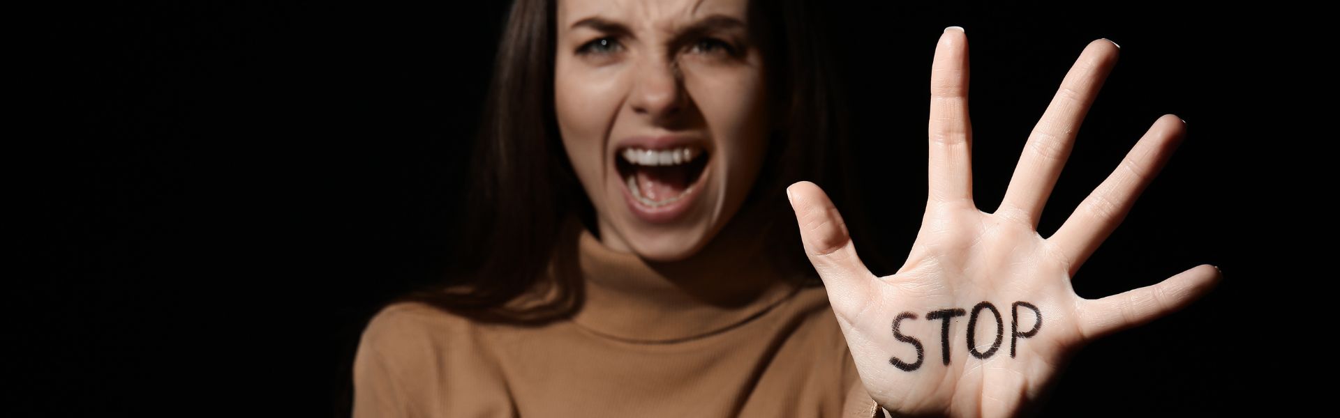 Pasos para Denunciar una Agresión Física en Chile thumbnail