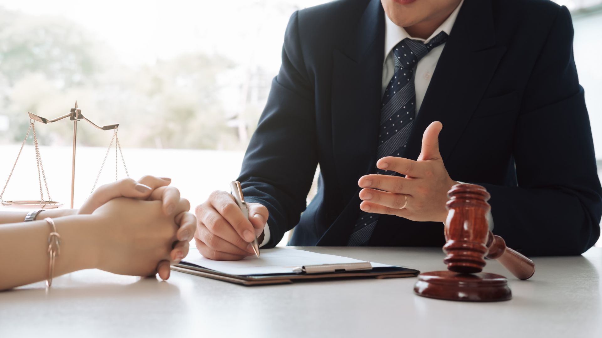 asesoria legal abogado litigante